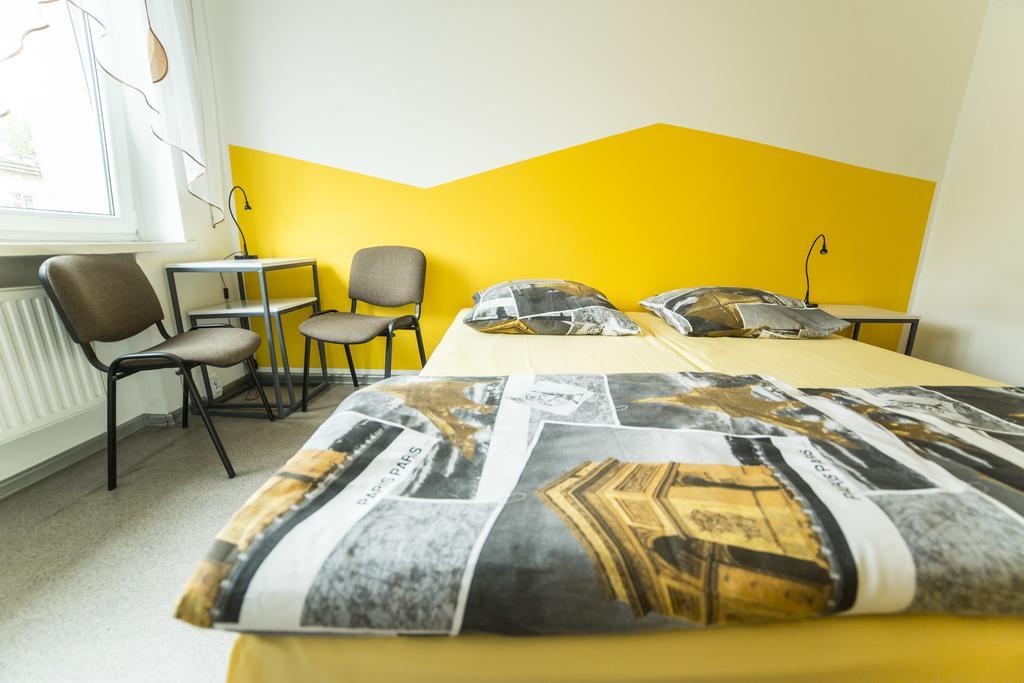 Klimczoka 6 Hostel คาโตวีตเซ ภายนอก รูปภาพ