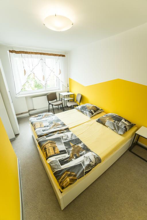 Klimczoka 6 Hostel คาโตวีตเซ ภายนอก รูปภาพ
